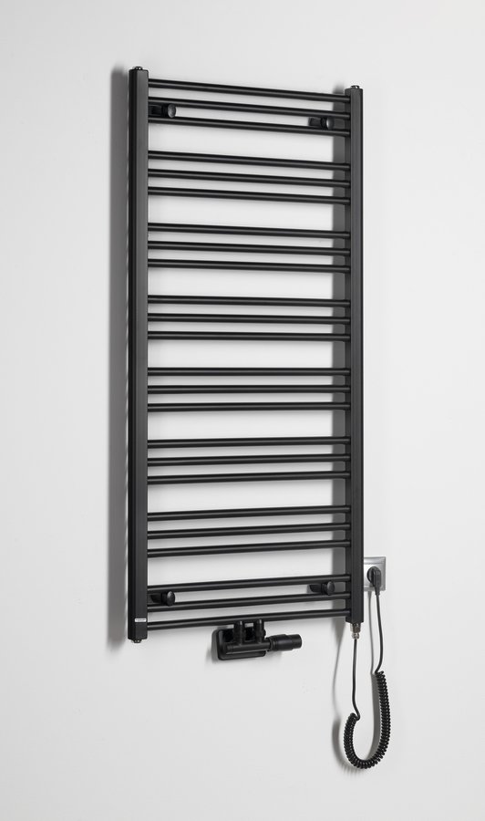 ALBRECHT Badheizkörper 600x1250 mm, Mittelanschluss, schwarz matt