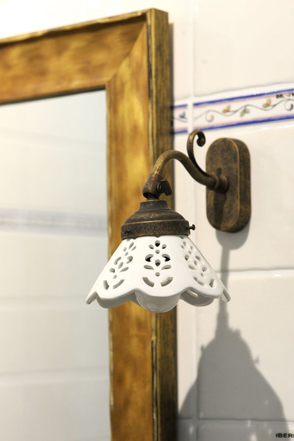 BARI Lampe E14 40W, 230V, Keramikschirm, bronze